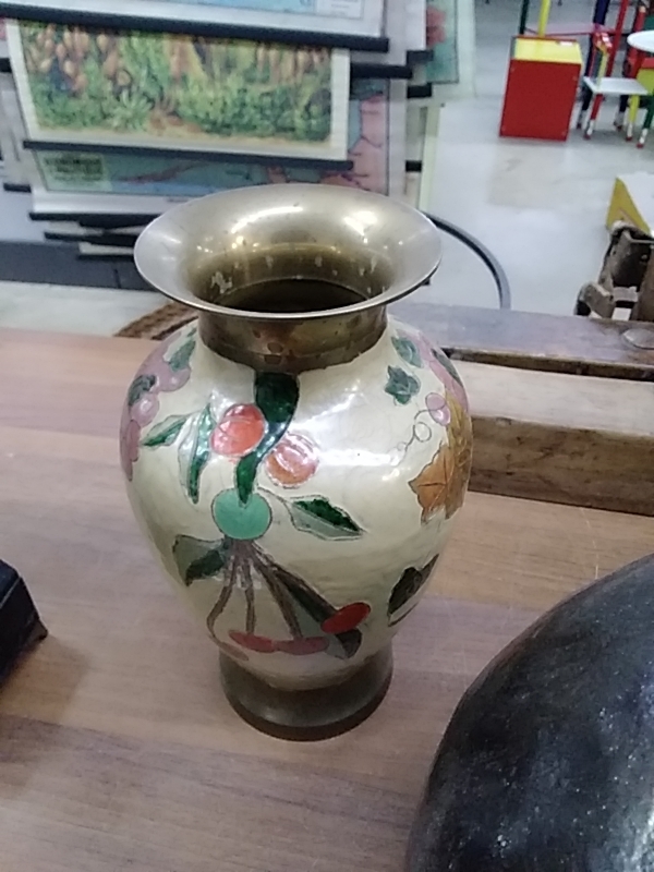 VASE LAITON