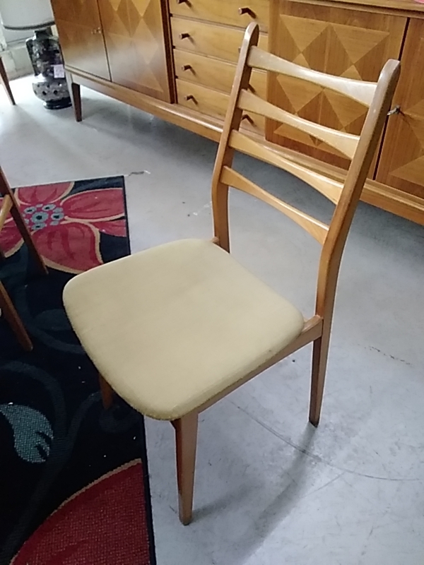 LOT DE 6 CHAISES SCANDINAVES VINTAGE 70’S