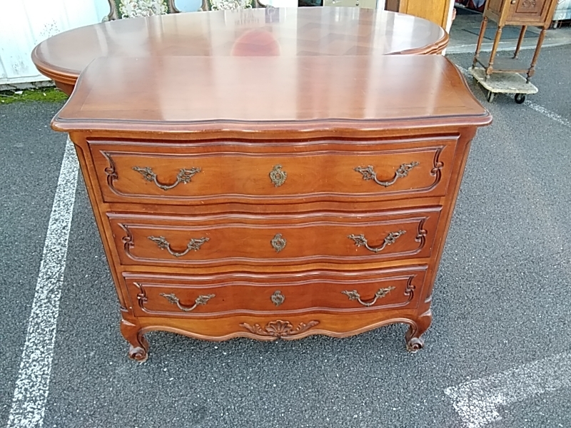 COMMODE MERISIER LOUIS XV 3TIROIRS