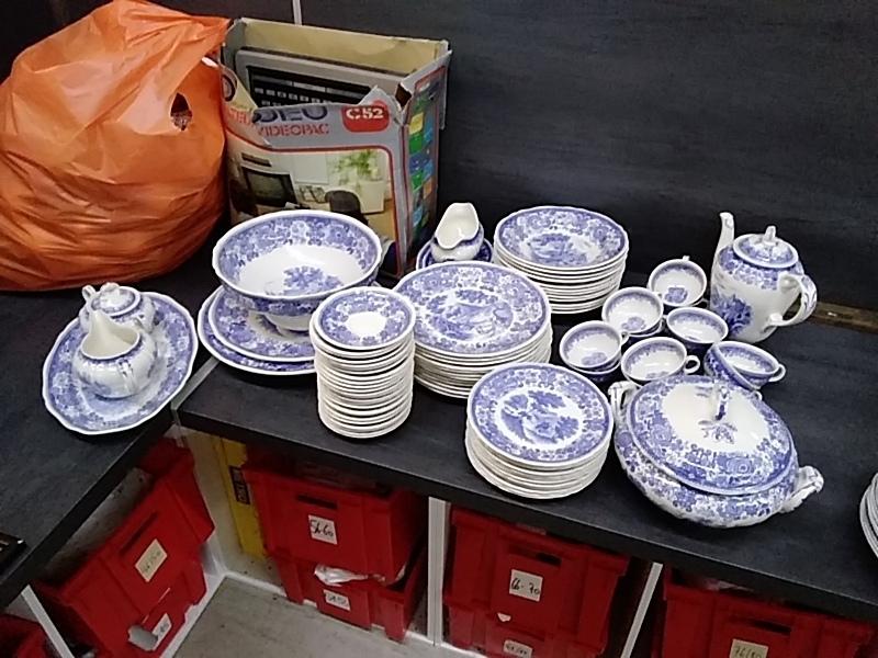 SERVICE FAÏENCE VILLEROY BOCH BURGENLAND BLEU 75 PCS