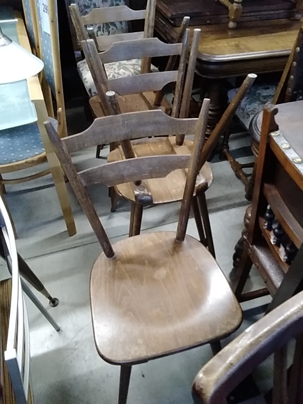 LOT DE 6 CHAISES BISTROT