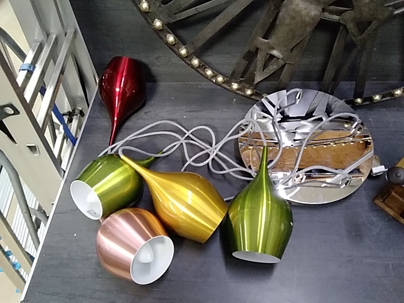 LAMPE SUSPENSION 5 ABAT-JOUR COLORÉS 