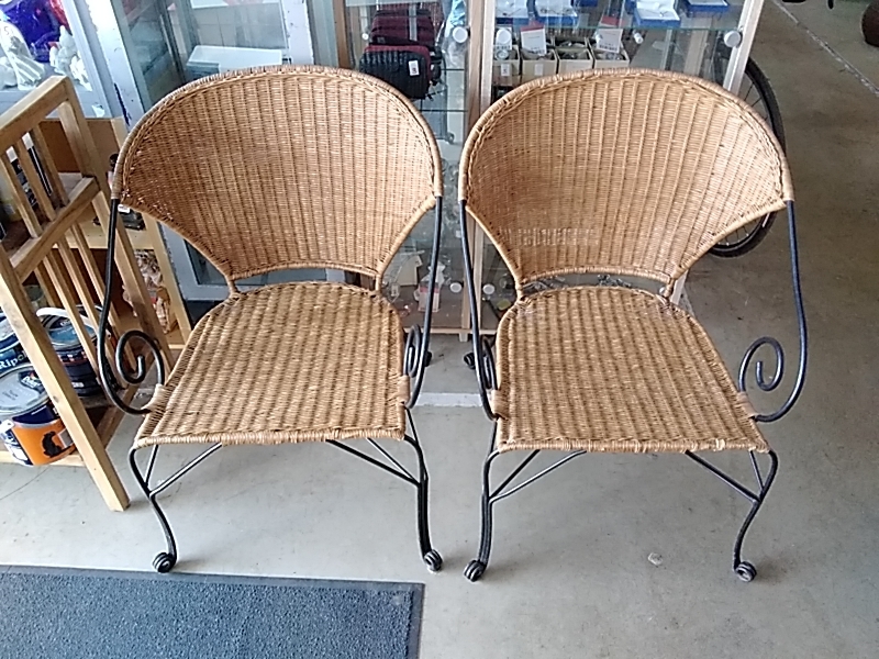 CHAISE ROTIN FER FORGÉ 