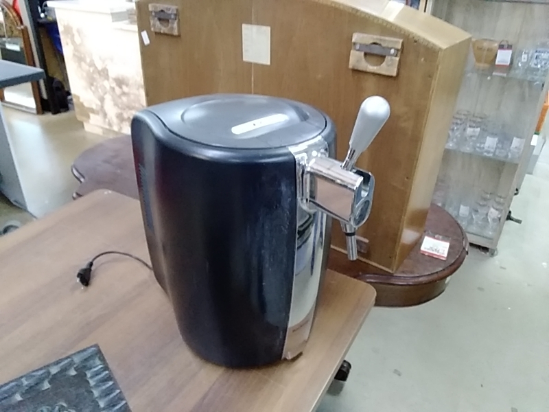 TIREUSE A BIÈRE SEB