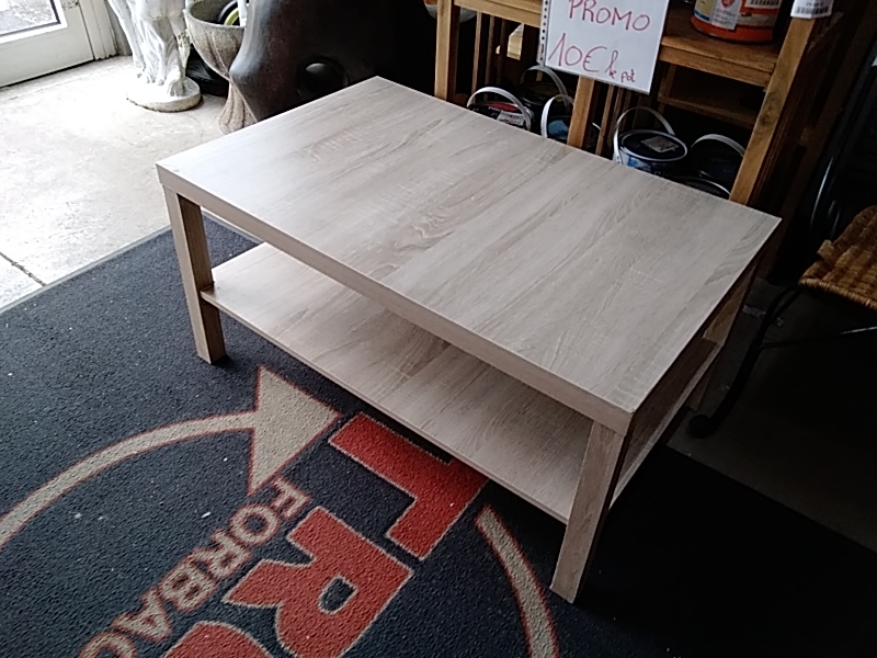 TABLE BASSE DANS L’ETAT 