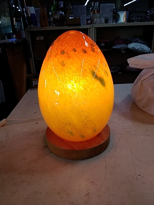 LAMPE A POSER OEUF 