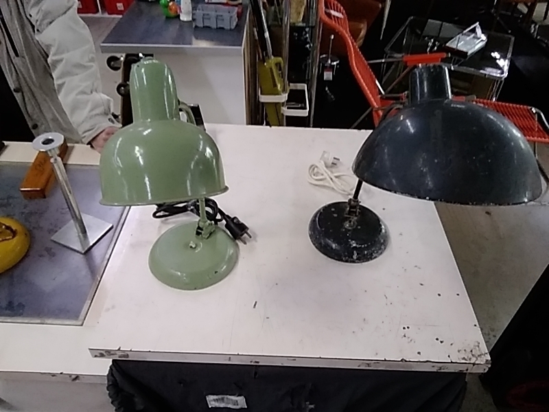 LAMPE D’ATELIER FONCTIONNE 