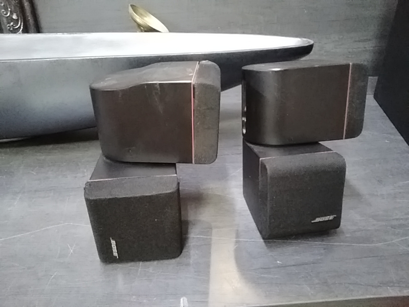 LOT DE 4 HP BOSE 