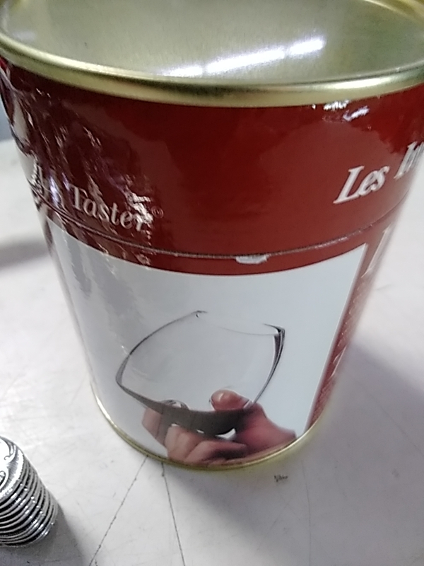TESTEUR DE VIN