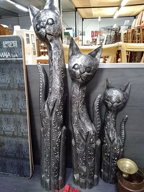 LOT DE 3 CHATS BOIS
