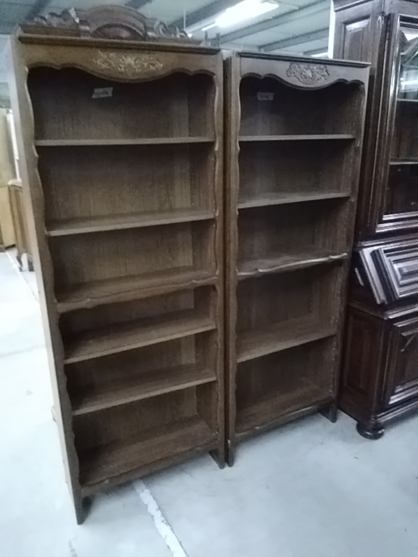 PETITE BIBLIOTHÈQUE CHÊNE 