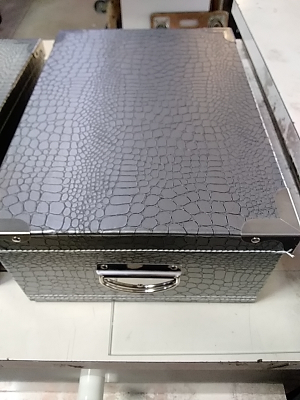 BOITE DECORATIVE