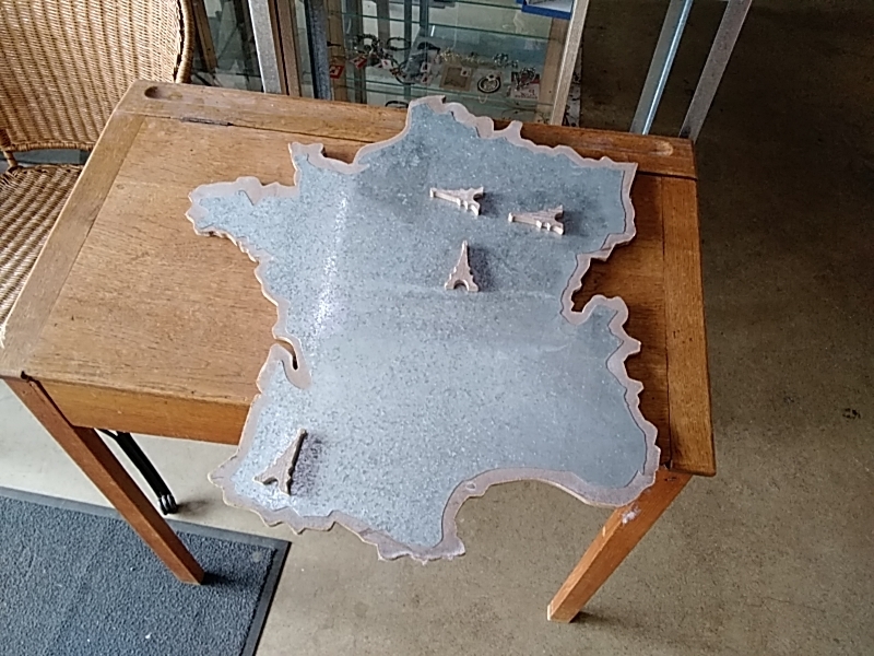 CARTE DE LA FRANCE AIMANTÉE