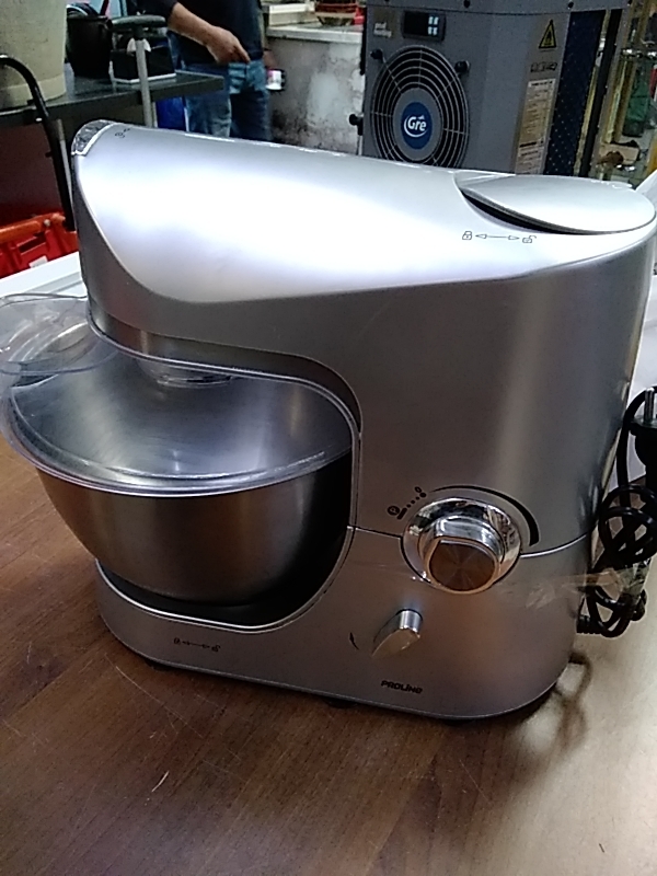 ROBOT MENAGER PROLINE 