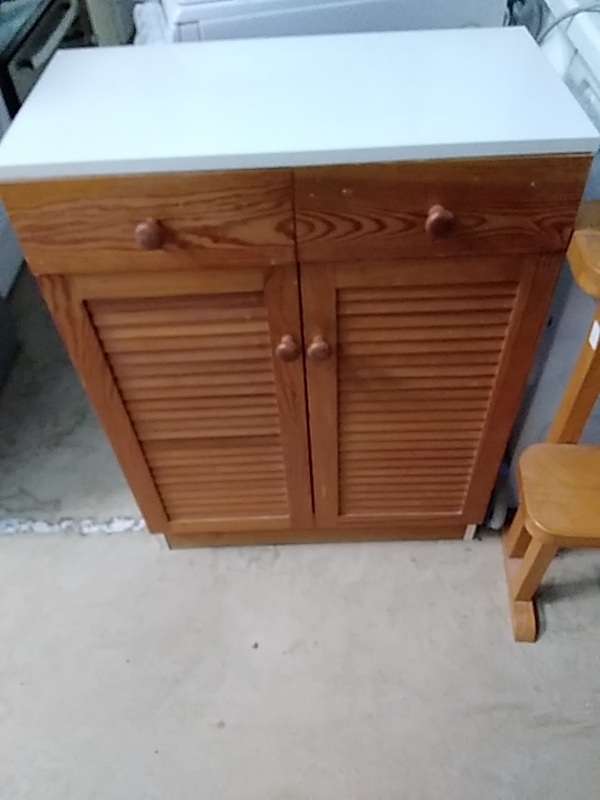 MEUBLE SALLE DE BAIN 2PORTES ET 2 TIROIRS BOIS