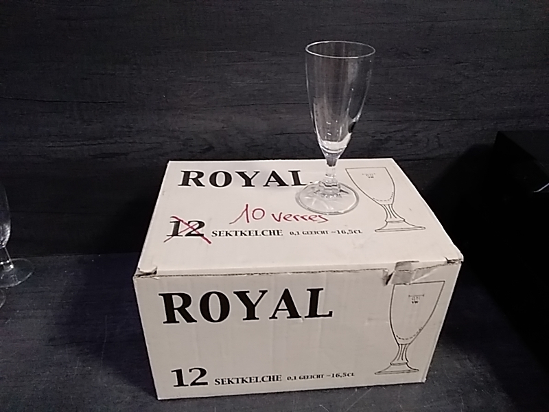 LOT DE 10 FLUTES VERRE