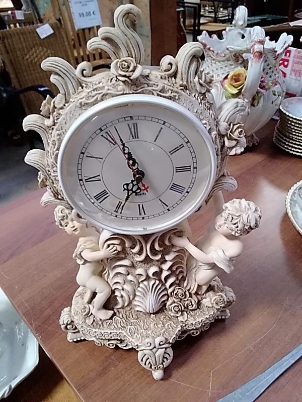 HORLOGE AVEC ANGES