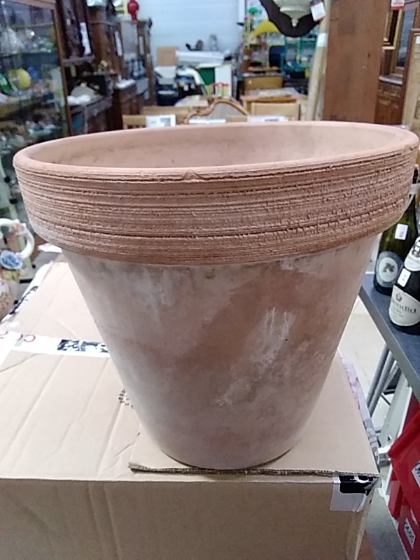 CACHE POT TERRE CUITE 