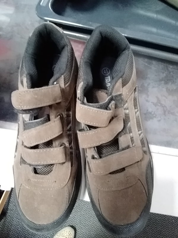 CHAUSSURES DE SÉCURITÉ TRAPPEUR POINTURE 45