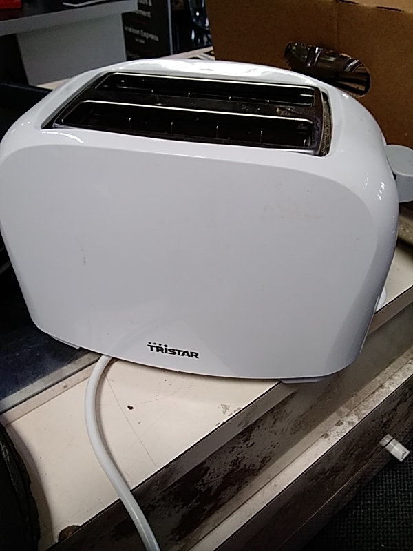 TOASTER TRISTAR 
