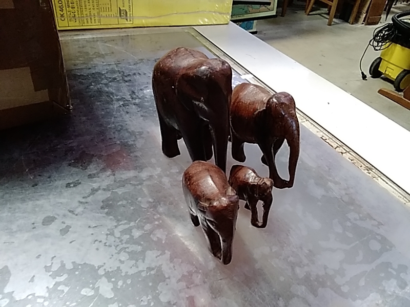 ENSEMBLE 4 ÉLÉPHANTS BOIS