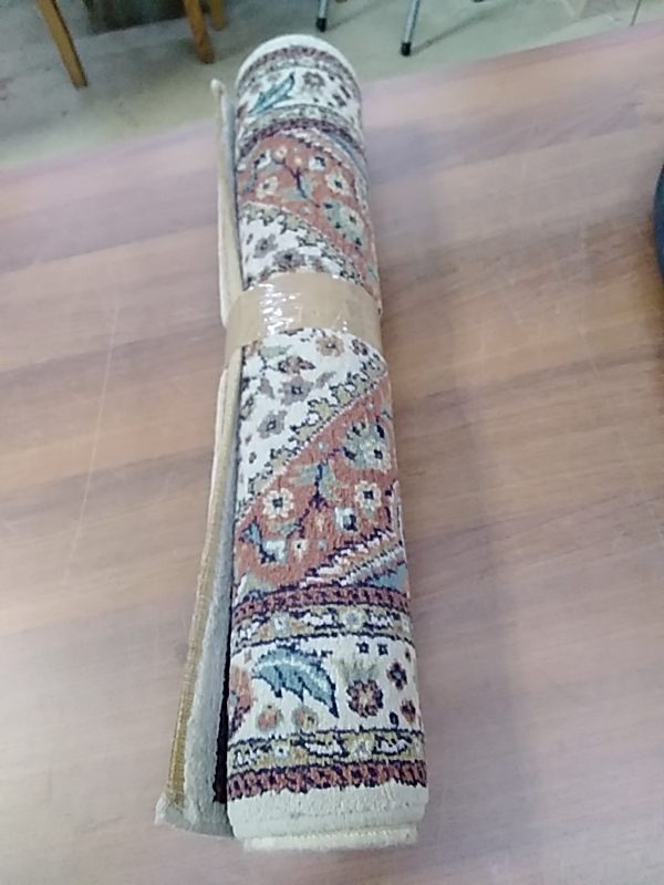 TAPIS 63 X 130 
