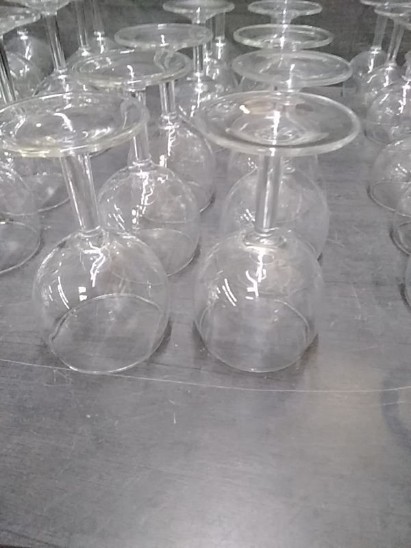 LOTDE 6 VERRES À VIN MM