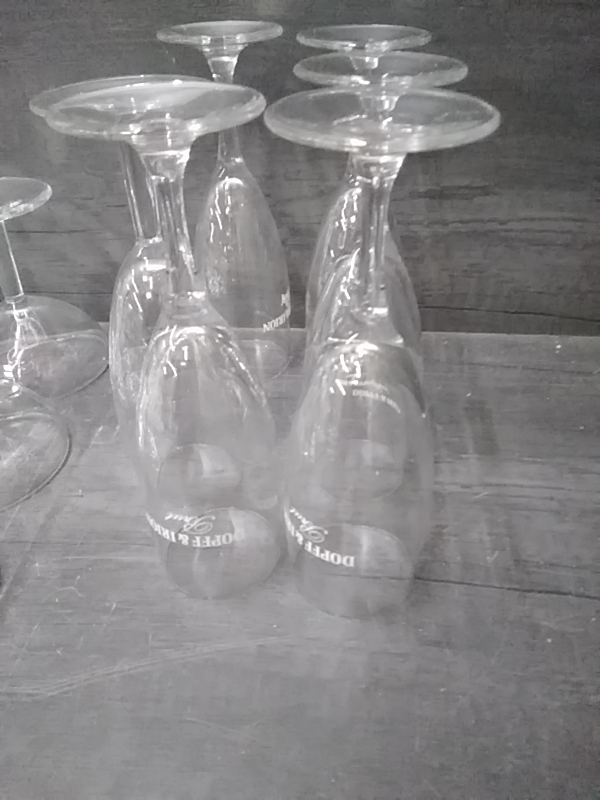 LOT DE 6 FLÛTES À CHAMPAGNE 