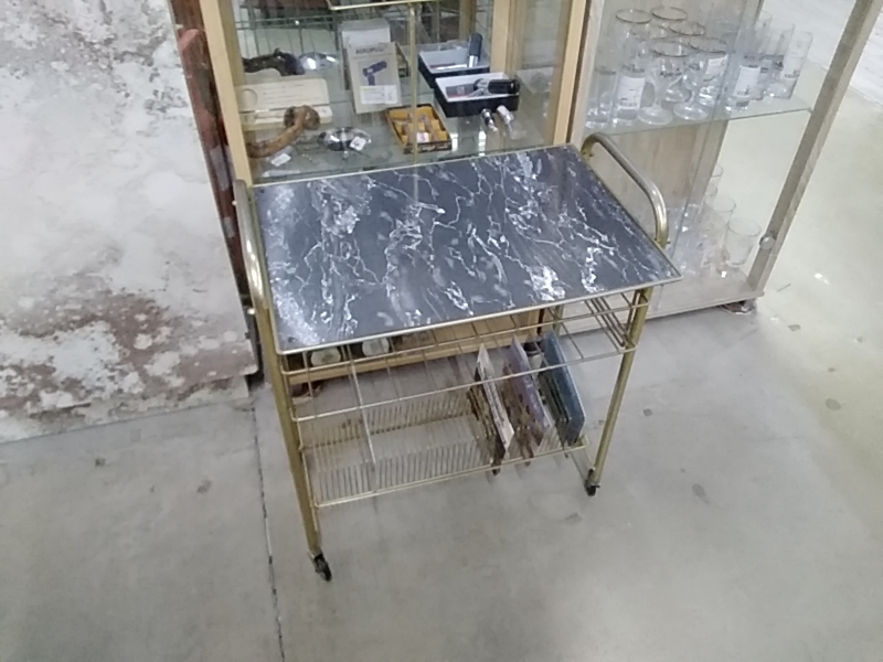 PETIT MEUBLE METAL RANGE DISQUE VINTAGE 