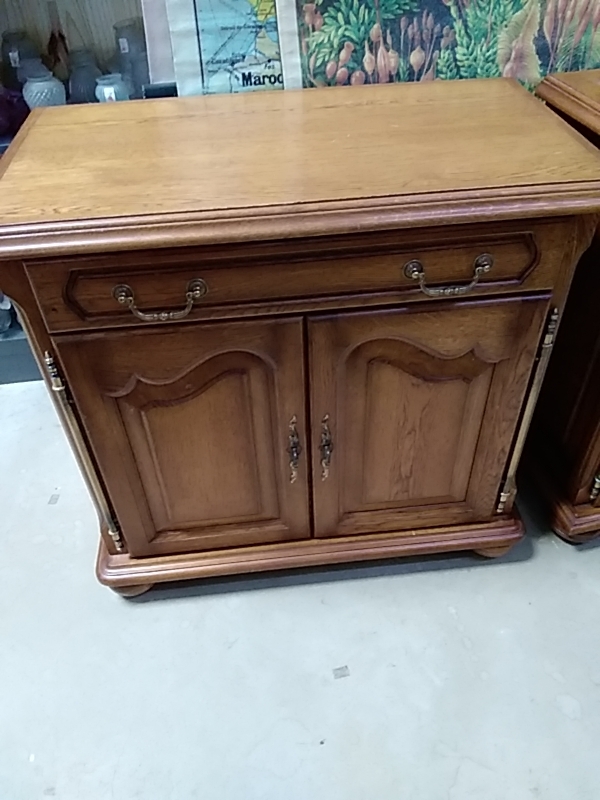 COMMODE 2 PORTES  1 TIROIR 