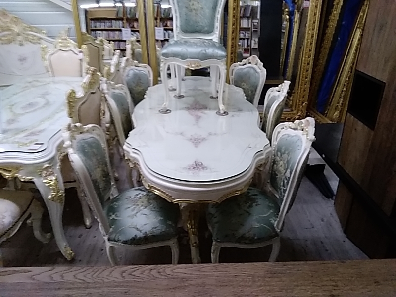 TABLE BAROQUE 