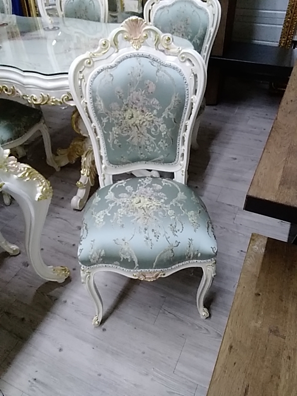 CHAISE BAROQUE BEIGE DORÉE TISSU FLEURI 