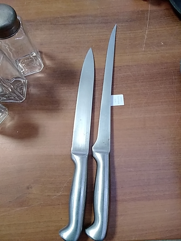 COUTEAU 