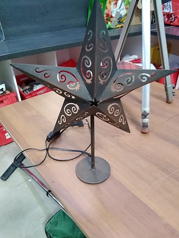 LAMPE À POSER ÉTOILE 