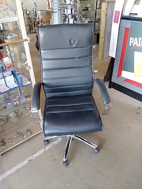 FAUTEUIL DE BUREAU CUIR NOIR 