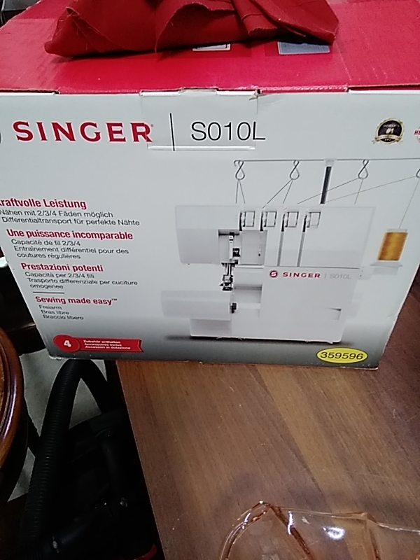 MACHINE À COUDRE SINGER