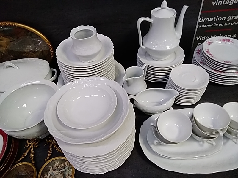 SERVICE PORCELAINE DE SOLOGNE BLANCHE 