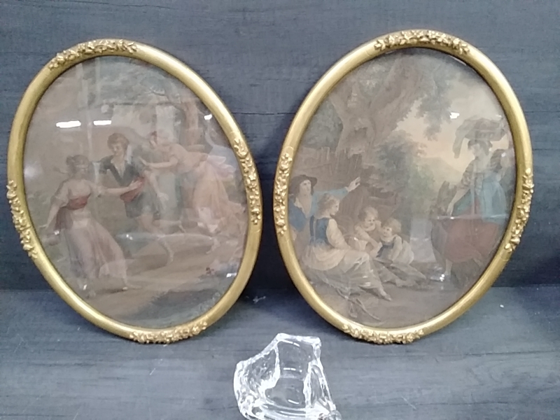 CADRE OVALE ANCIEN DORÉ 