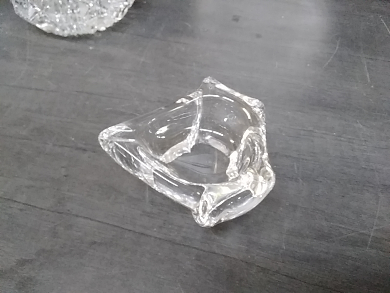 CENDRIER CRISTAL DAUM DANS L’ETAT 