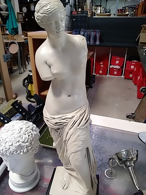 VENUS DE MILO 