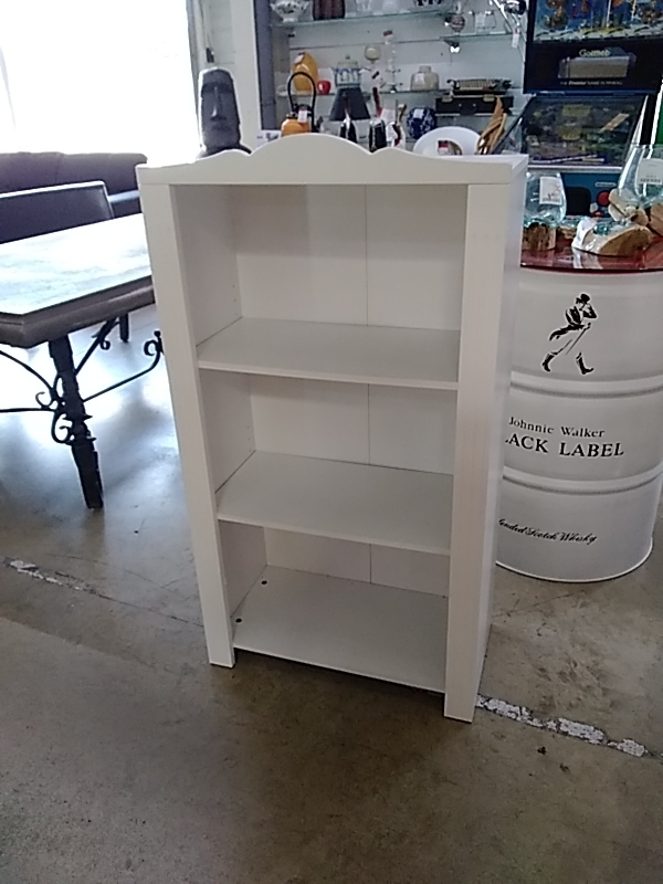 PETITE BIBLIOTHÈQUE BLANCHE 