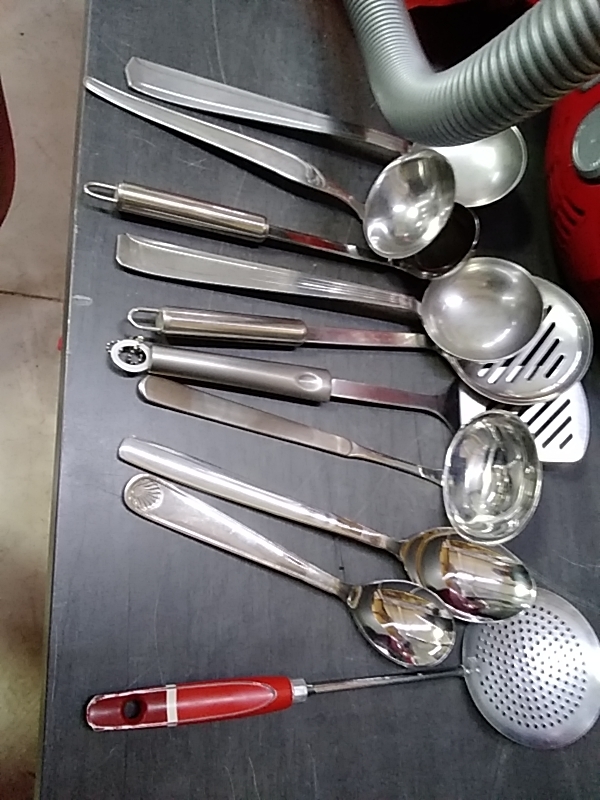 USTENSILE DE CUISINE 