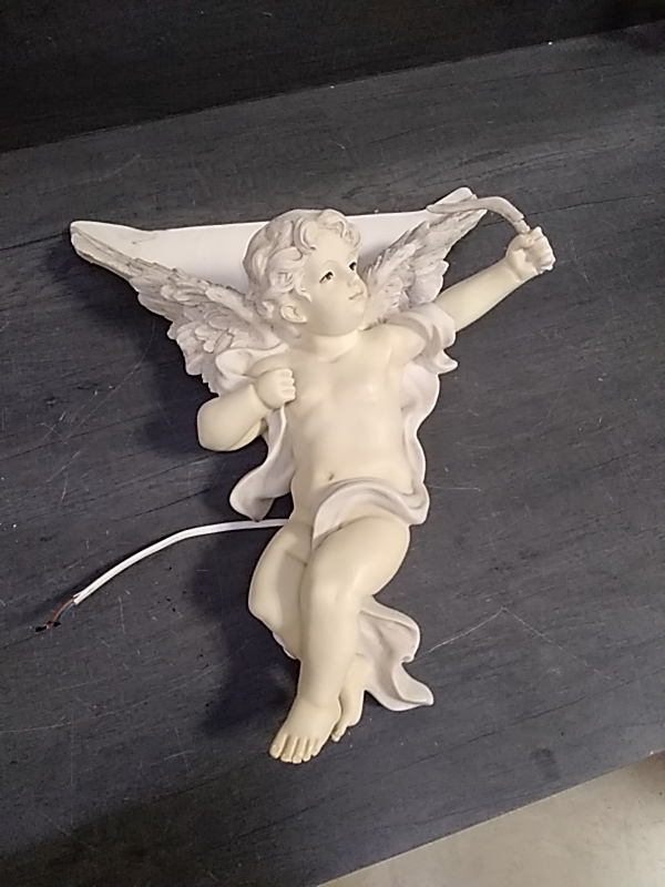 APPLIQUE MURALE ANGE SANS VERRE DANS L’ETAT