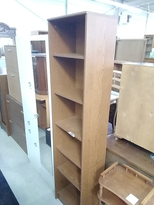 PETITE BIBLIOTHÈQUE BRUNE