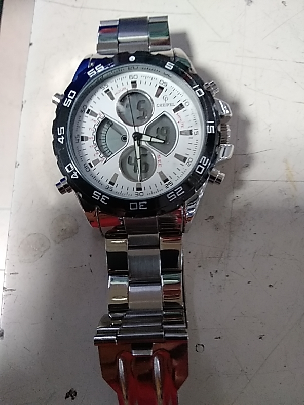 MONTRE 