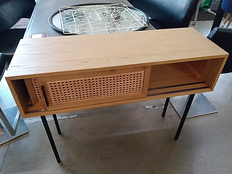 MEUBLE STYLE SCANDINAVE 
