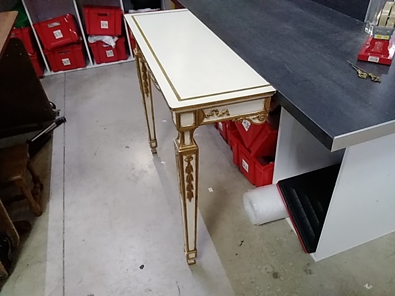CONSOLE MURALE 2 PIEDS BOIS COULEUR IVOIRE OR 