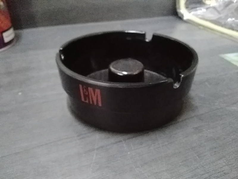 CENDRIER PVC LM