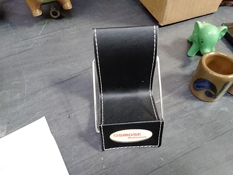 SUPPORT TÉLÉPHONE CUIR 