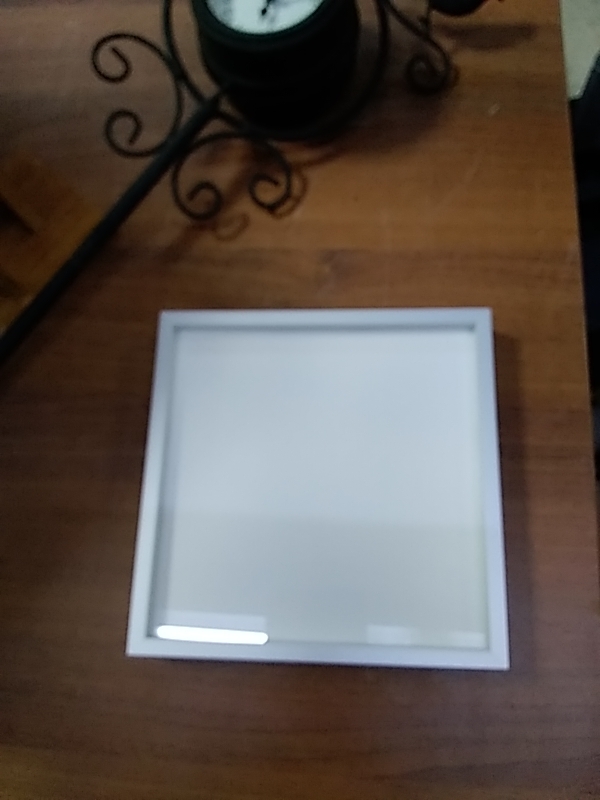 CADRE SOUS-VERRE ALU 22X22CM